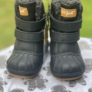 NWT Cat & Jack Waterproof boots